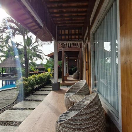 Peraja Bungalows Loyok Sangyang Exteriér fotografie