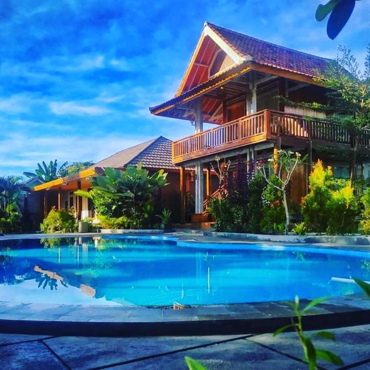 Peraja Bungalows Loyok Sangyang Exteriér fotografie