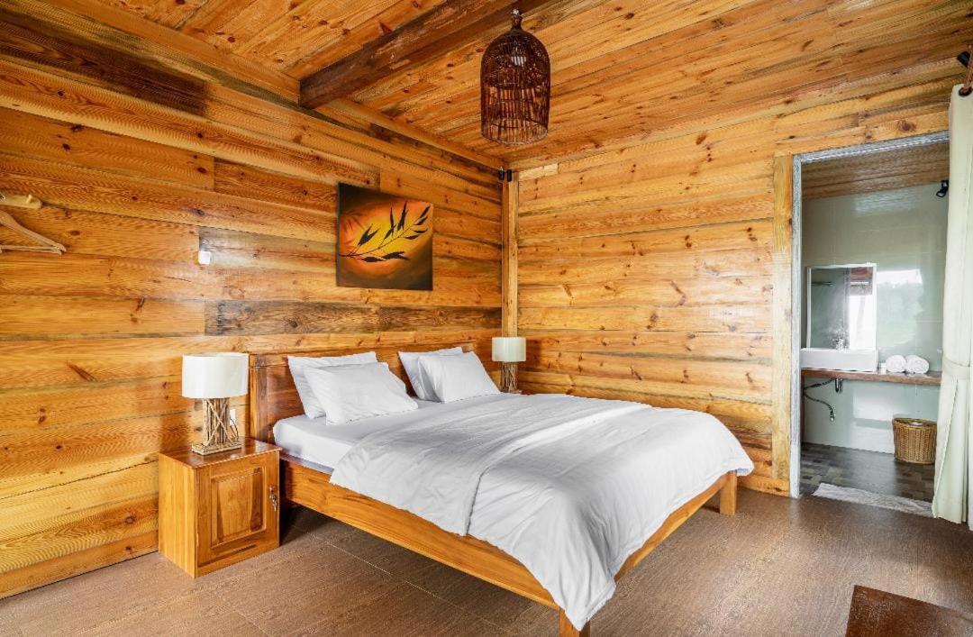 Peraja Bungalows Loyok Sangyang Exteriér fotografie