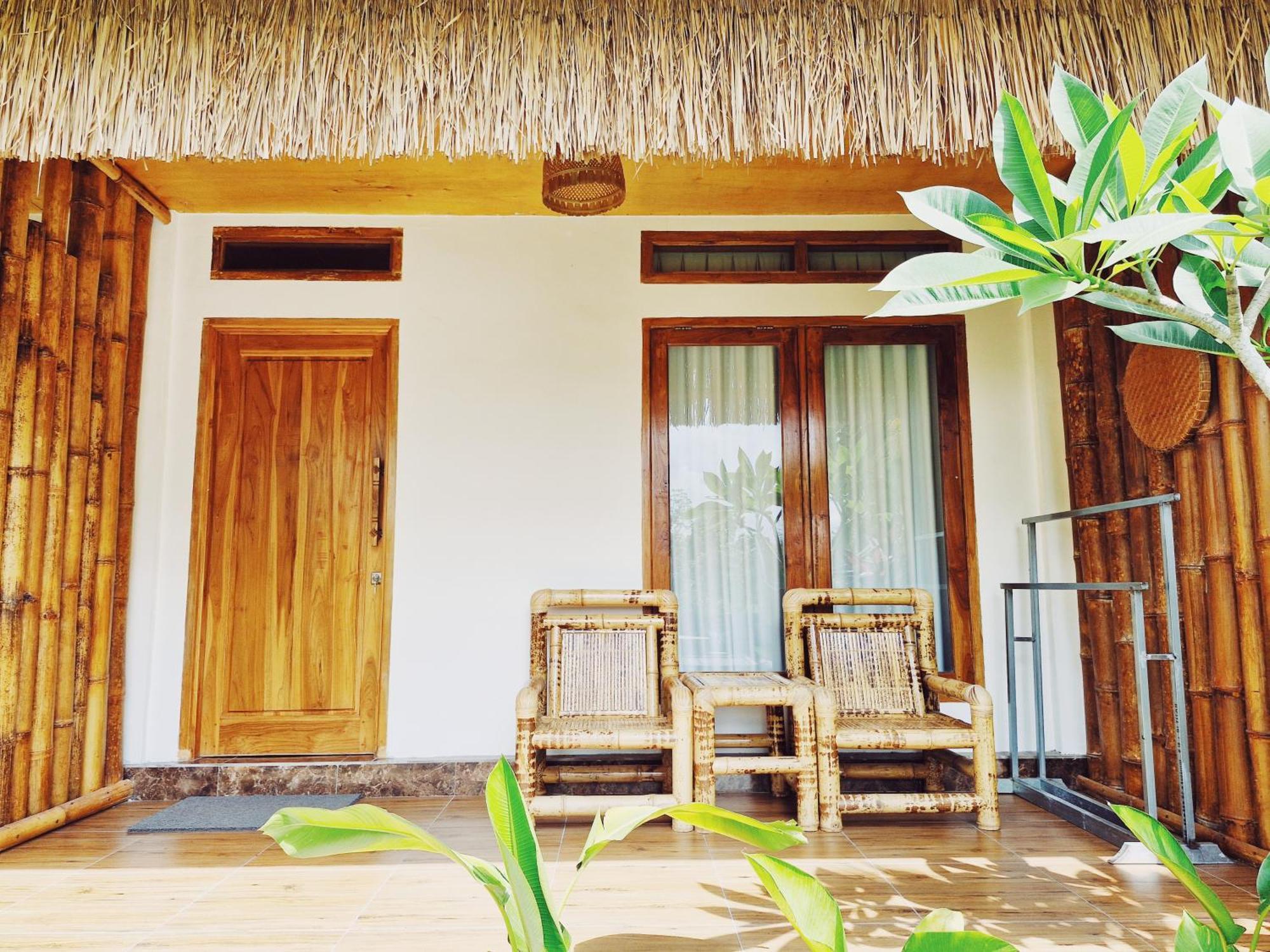 Peraja Bungalows Loyok Sangyang Exteriér fotografie